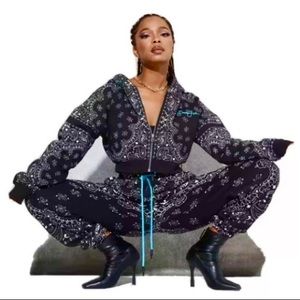 Sean John x Missguided bandana print sweat suit